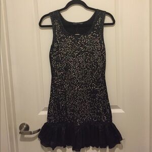 Forever 21 Black & Silver Metallic Sequin Ruffle Hem Mini Dress Size M NEW